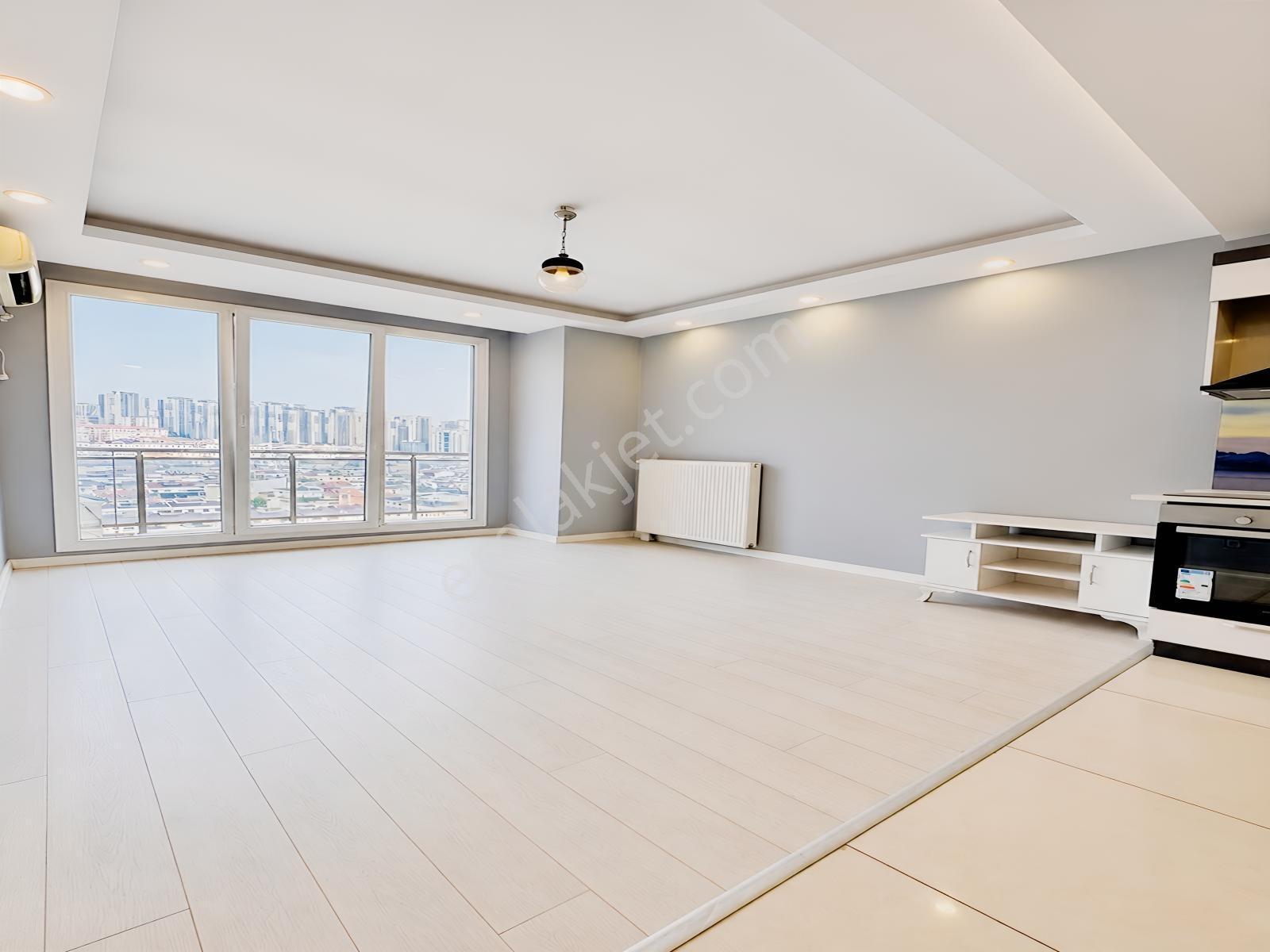 Güzelyurt Beylikdüzü Metrobüse 7 Dk.site İçinde Satılık 2+1daire — fotoğraf 2