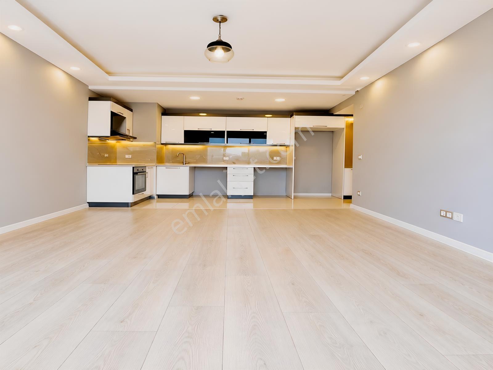 Güzelyurt Beylikdüzü Metrobüse 7 Dk.site İçinde Satılık 2+1daire — fotoğraf 5