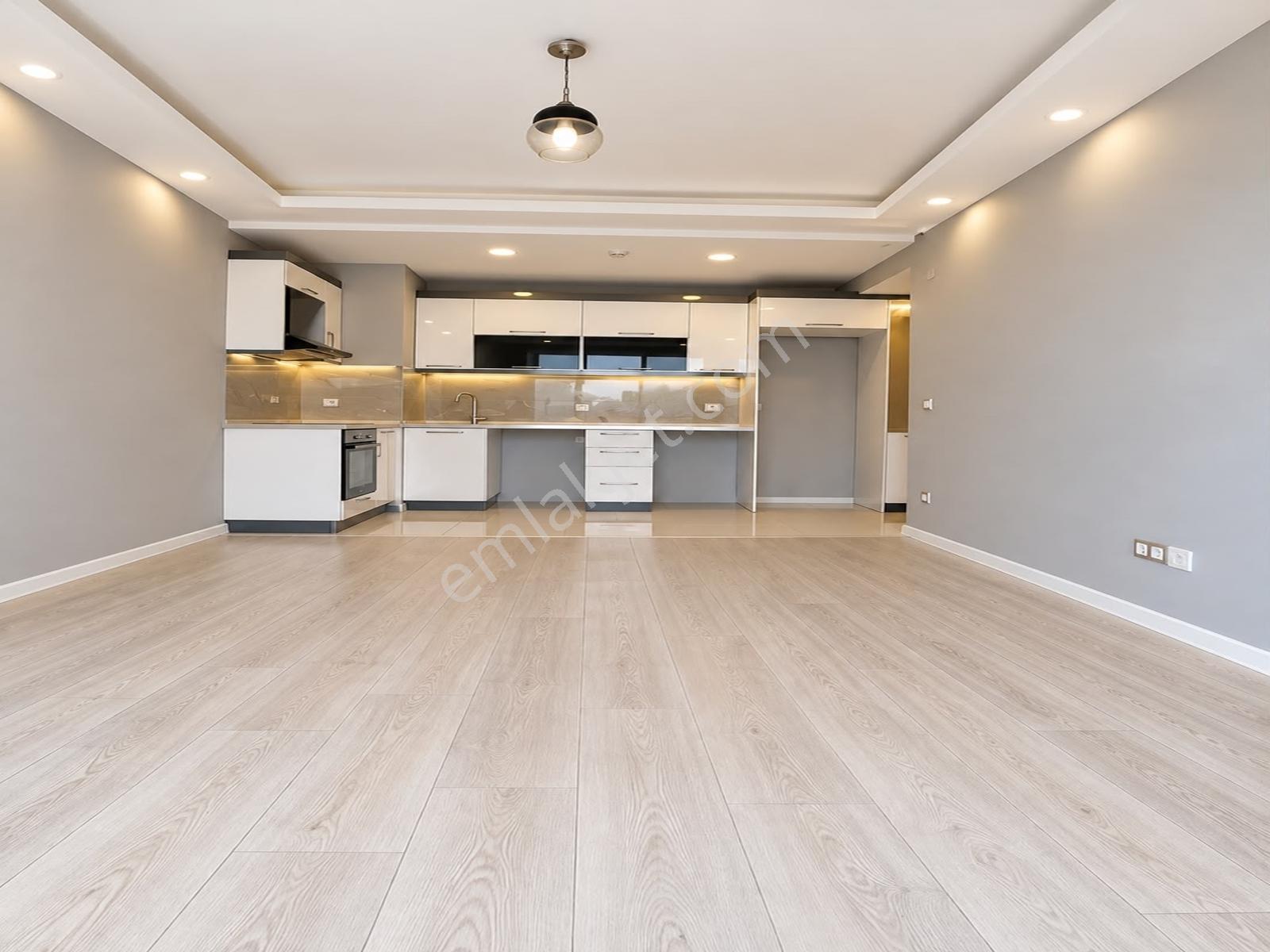 Güzelyurt Beylikdüzü Metrobüse 7 Dk.site İçinde Satılık 2+1daire — fotoğraf 21