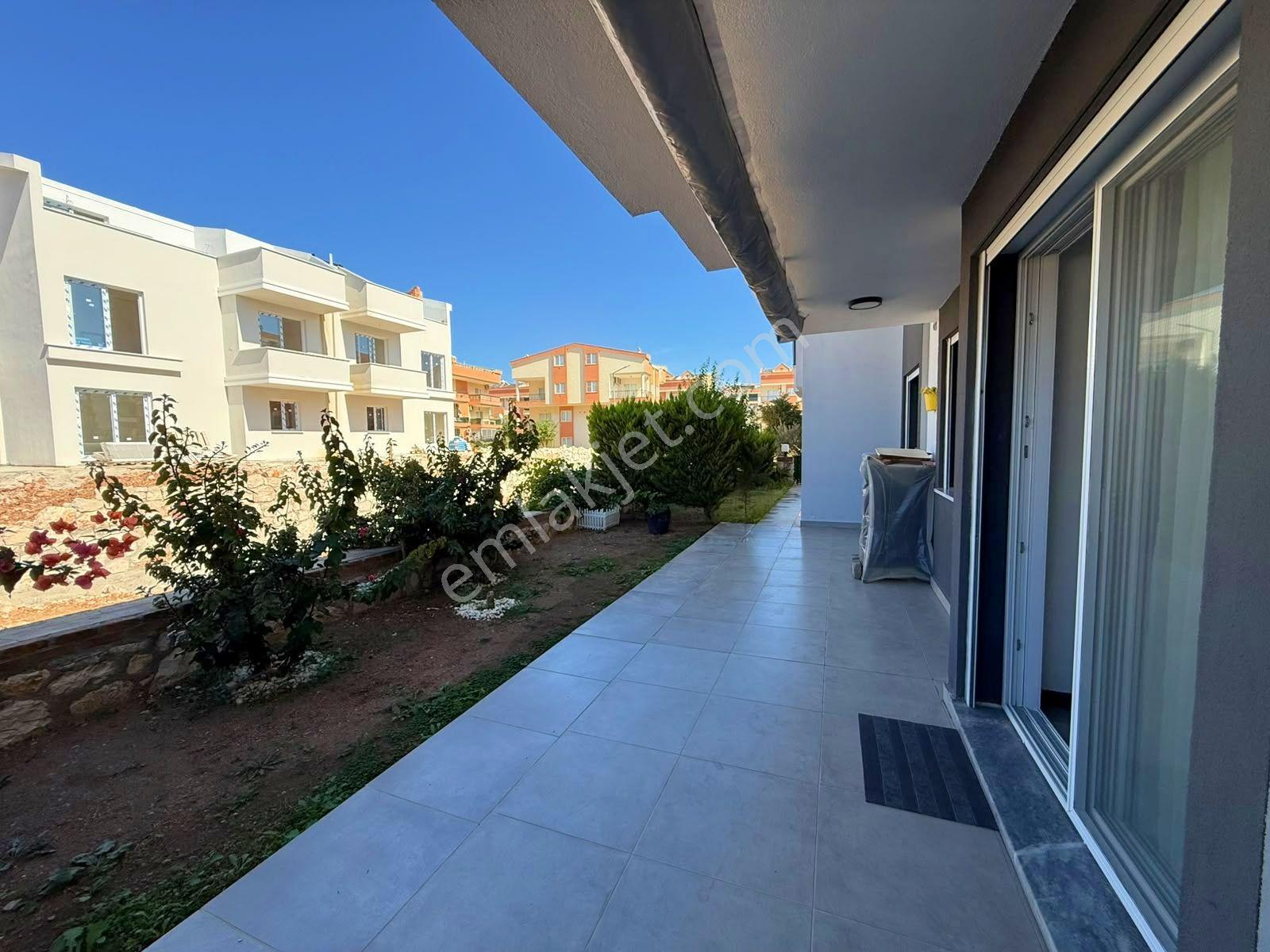 Didim'de Satılık Butik Site'de Geniş Verandalı Bahçeli 2+1 Daire — fotoğraf 18