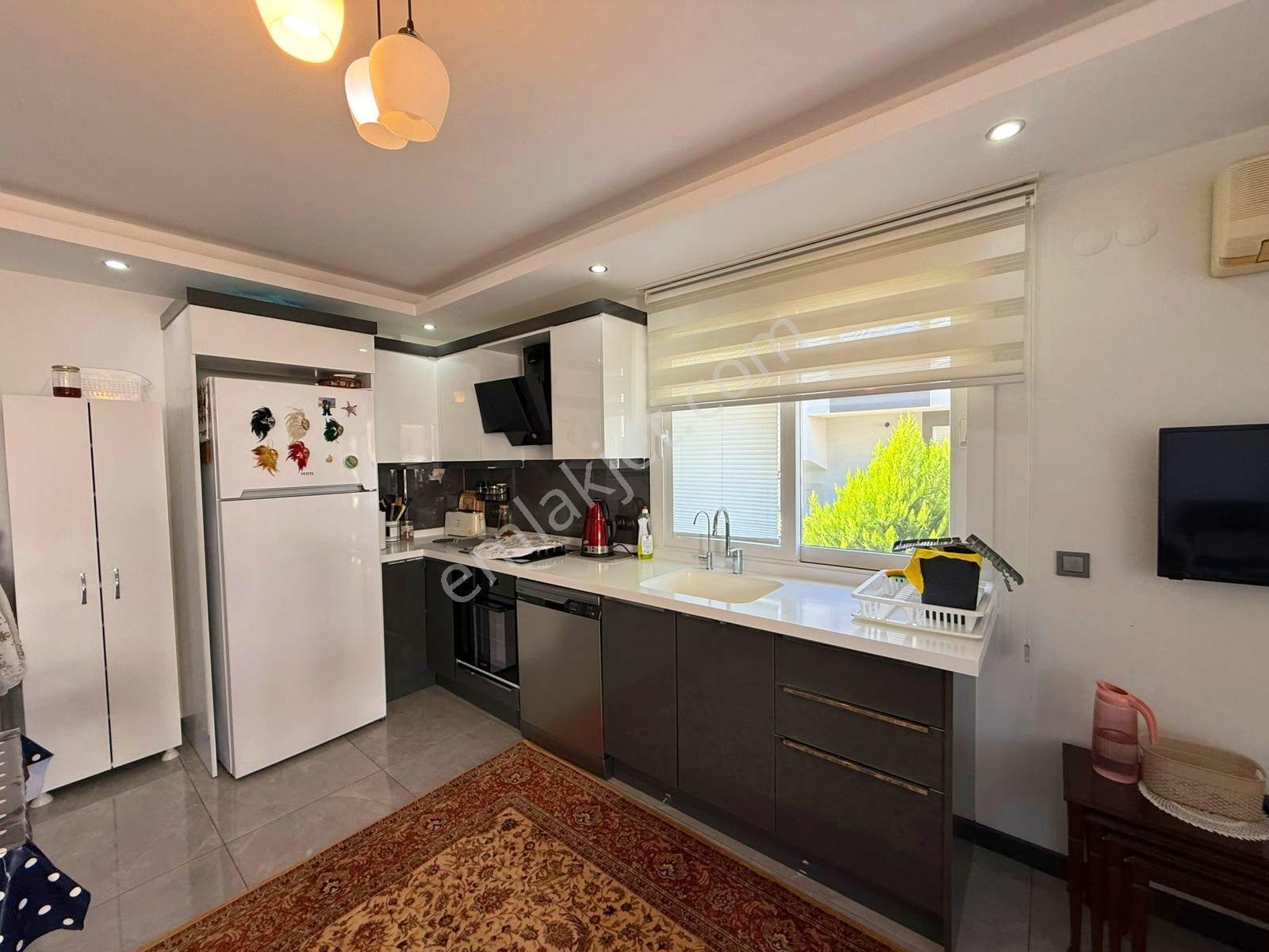 Didim'de Satılık Butik Site'de Geniş Verandalı Bahçeli 2+1 Daire — fotoğraf 21