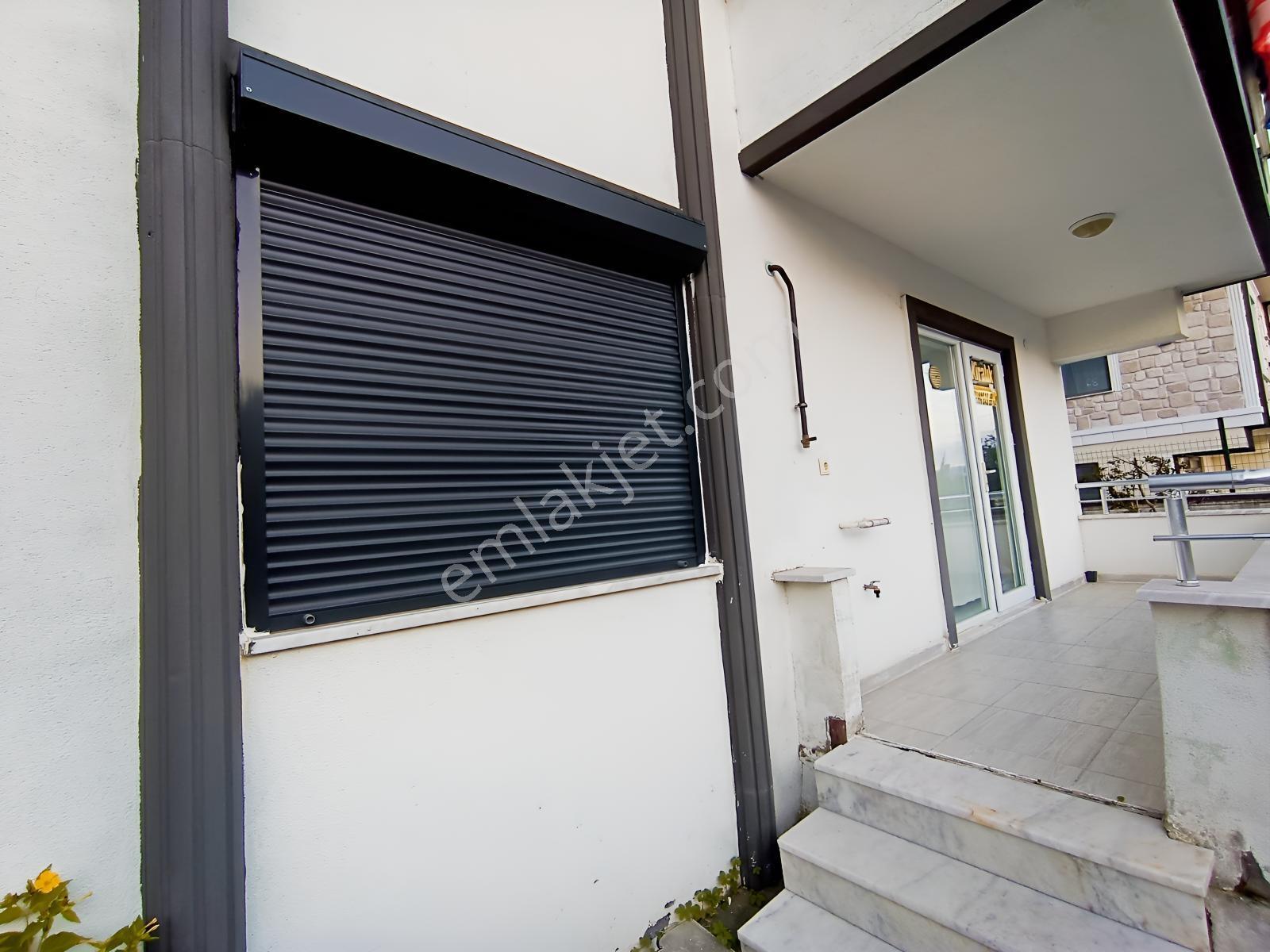 Kocaali Sahilde Merkezi Konumda Havuzlu Site İçi 2+1 Daire — fotoğraf 4