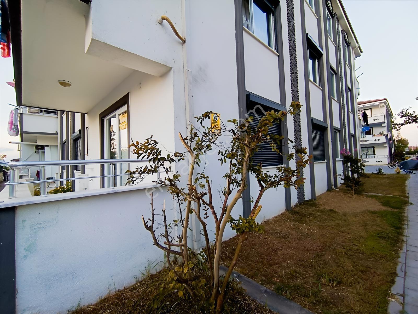 Kocaali Sahilde Merkezi Konumda Havuzlu Site İçi 2+1 Daire — fotoğraf 21