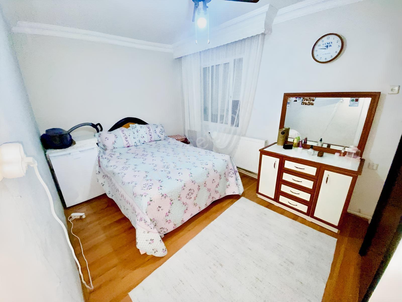 Arga'dan Buca Evka1 Yedigöller Parkı Yanında 2+1 Satılık Daire — fotoğraf 6