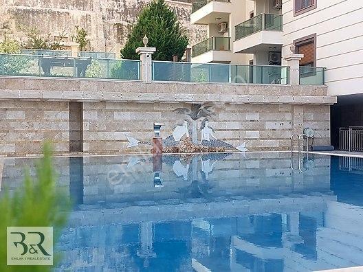 Ful Deniz Manzaralı Ve Doğalgazlı Geniş 3+1 Daire — fotoğraf 2