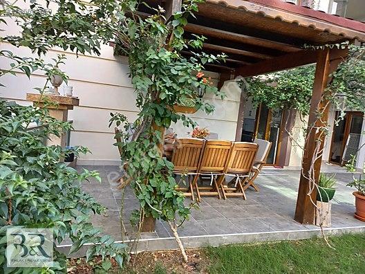 Ful Deniz Manzaralı Ve Doğalgazlı Geniş 3+1 Daire — fotoğraf 10