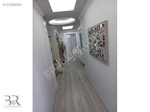 Ful Deniz Manzaralı Ve Doğalgazlı Geniş 3+1 Daire — fotoğraf 23