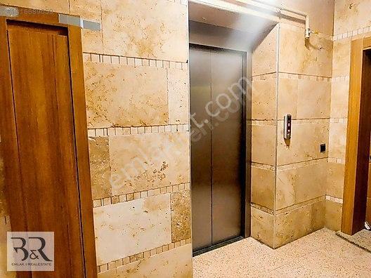 Ful Deniz Manzaralı Ve Doğalgazlı Geniş 3+1 Daire — fotoğraf 32