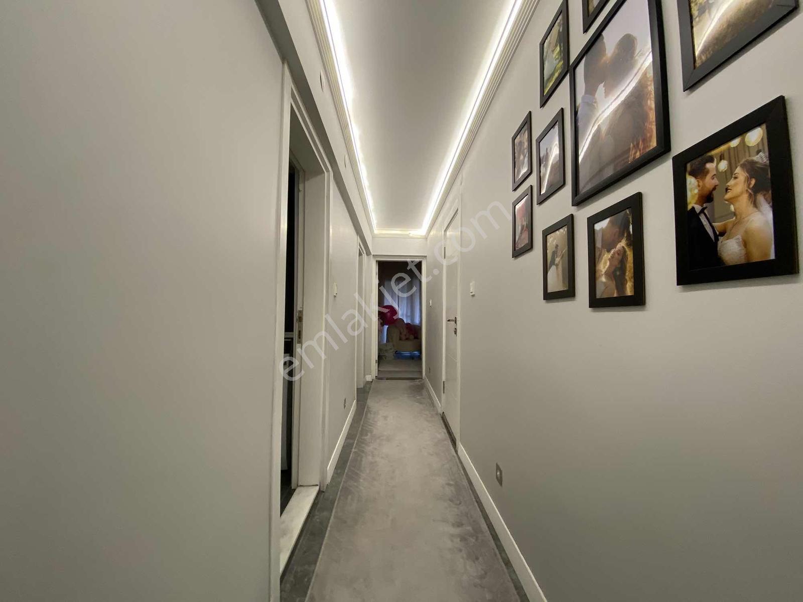Akalından Geniş 2+1 Metro Yakını Satılık Full Bakımlı Daire — fotoğraf 6