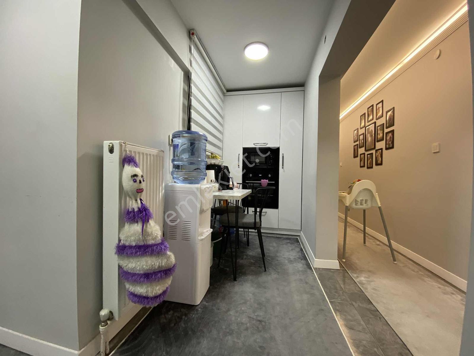 Akalından Geniş 2+1 Metro Yakını Satılık Full Bakımlı Daire — fotoğraf 15