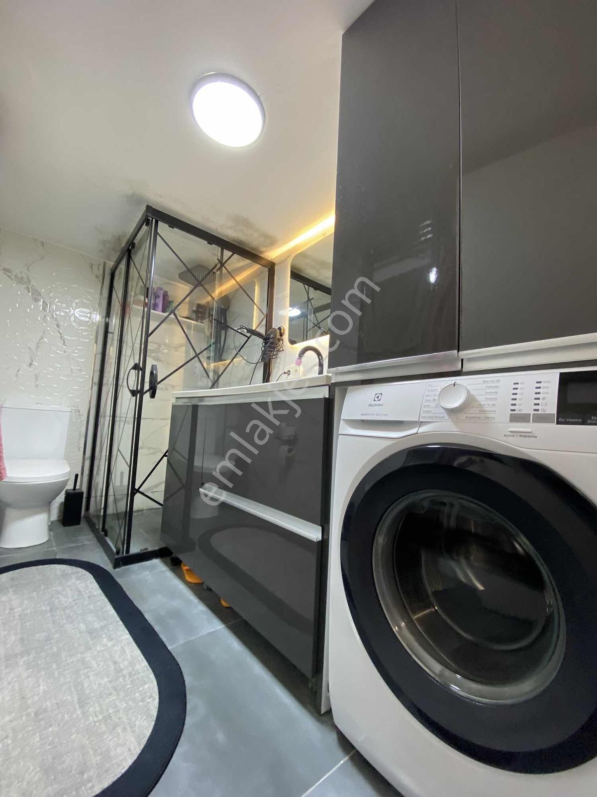 Akalından Geniş 2+1 Metro Yakını Satılık Full Bakımlı Daire — fotoğraf 16