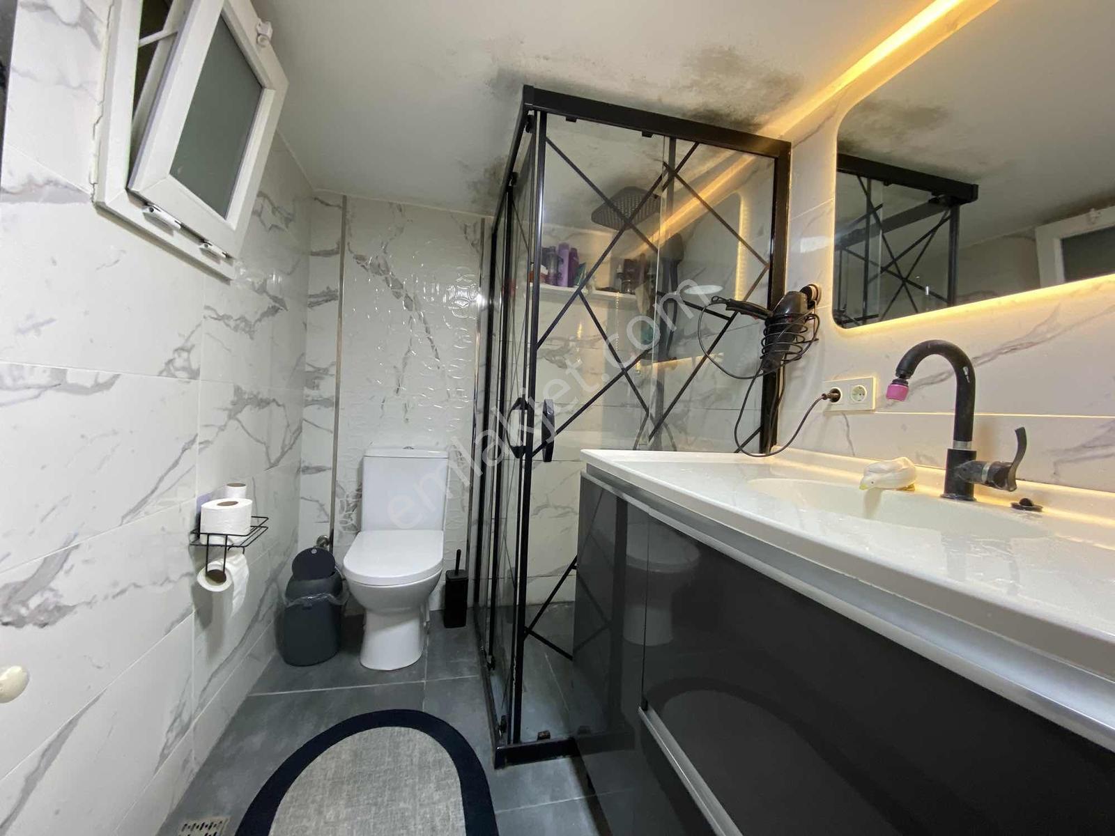 Akalından Geniş 2+1 Metro Yakını Satılık Full Bakımlı Daire — fotoğraf 18