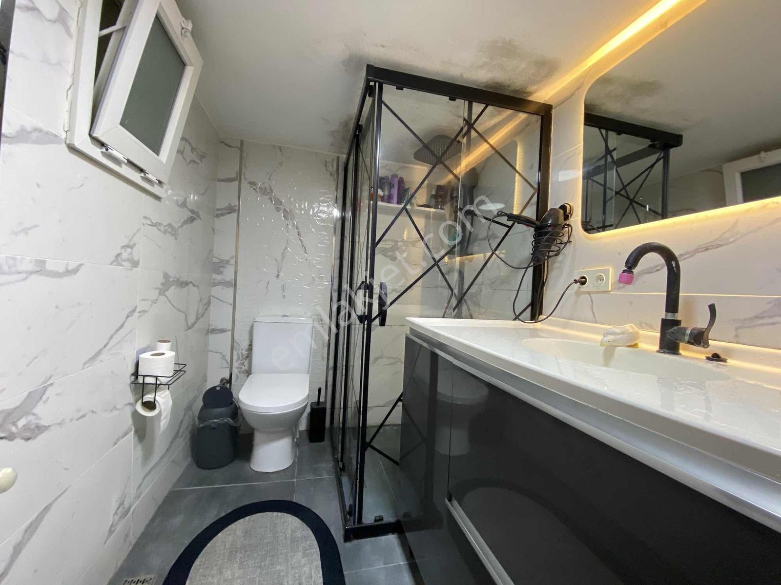 Akalından Geniş 2+1 Metro Yakını Satılık Full Bakımlı Daire — fotoğraf 19