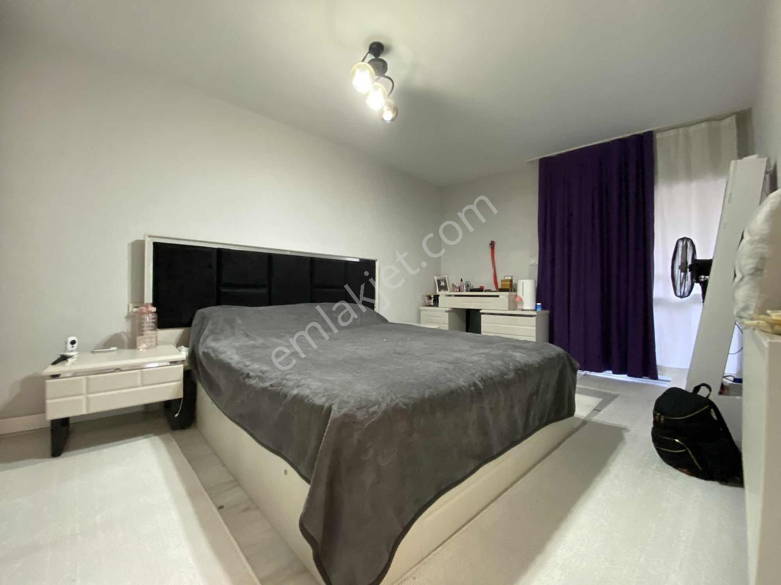 Akalından Geniş 2+1 Metro Yakını Satılık Full Bakımlı Daire — fotoğraf 22