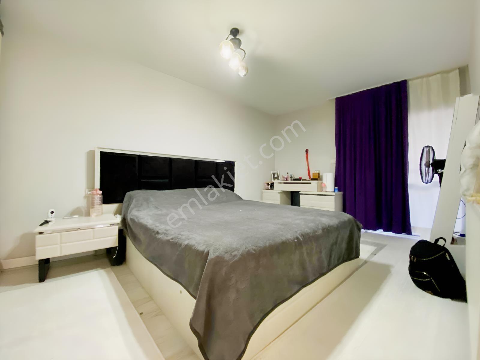 Akalından Geniş 2+1 Metro Yakını Satılık Full Bakımlı Daire — fotoğraf 32