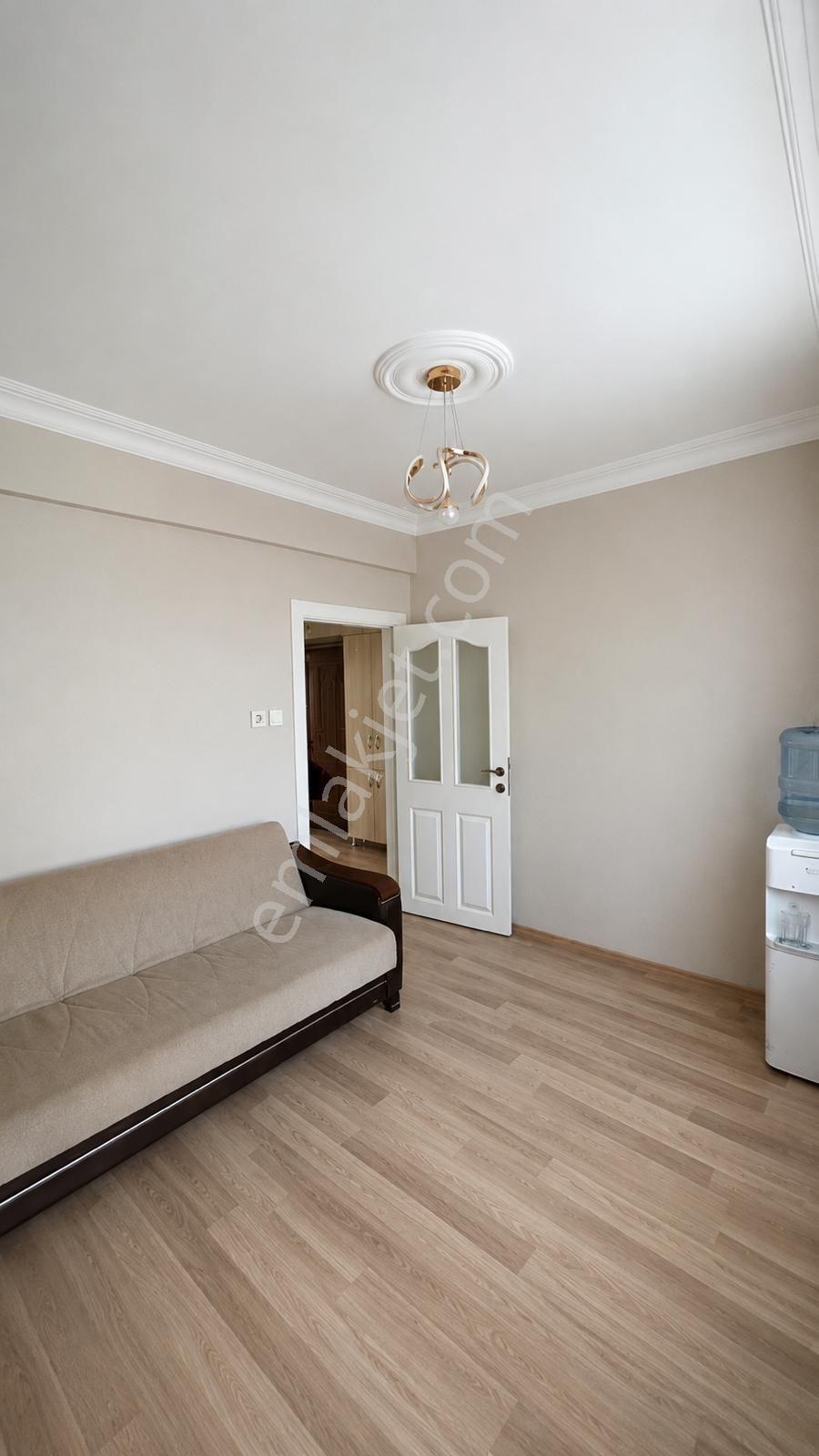 Çobançeşme Mahallesi 2+1 4 Kat Krediye Uygun Satılık Daire — fotoğraf 7