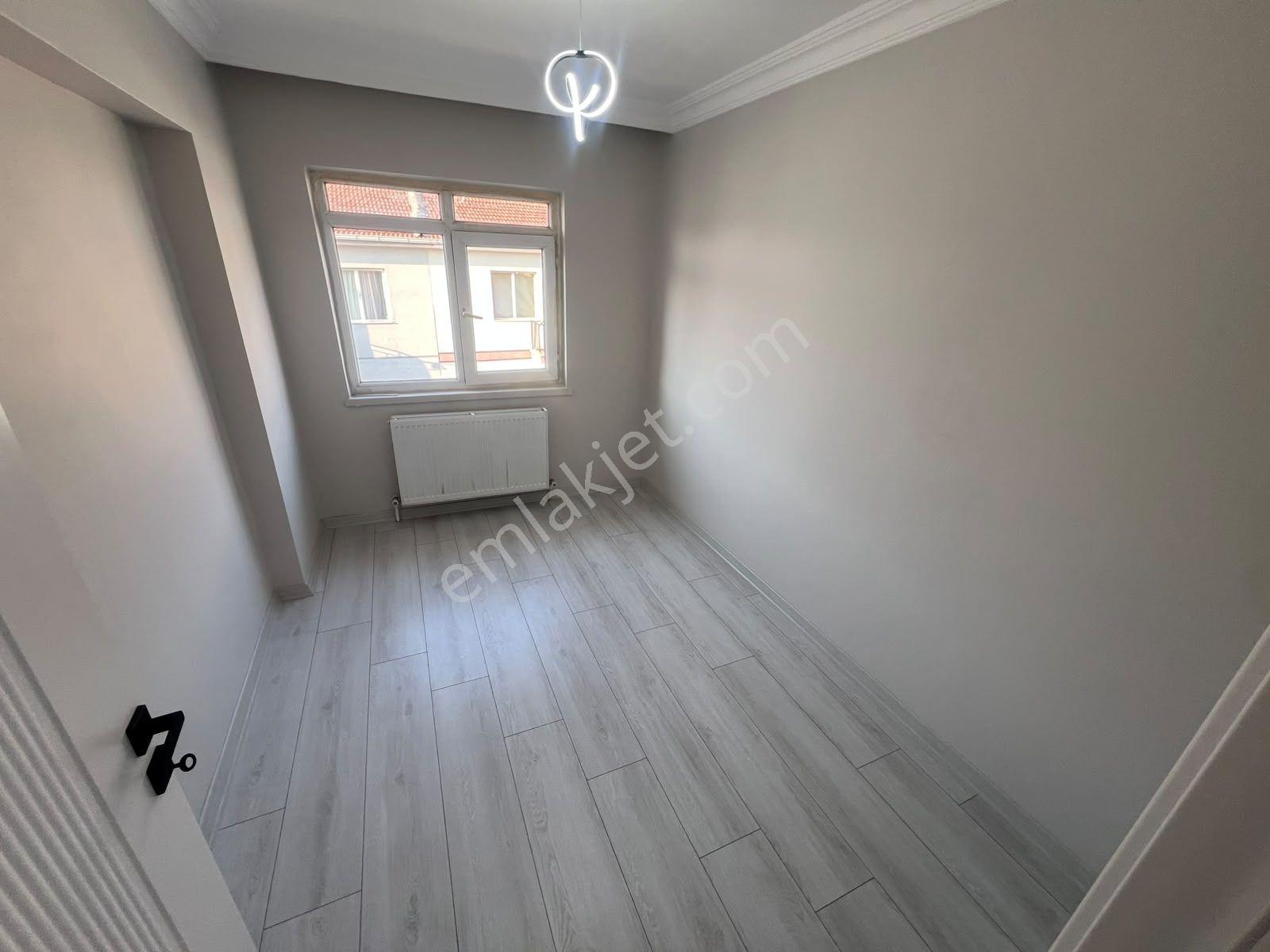 Sincan Akşemsettin Mah Salon Bağımsız Merkezi Konumda Yapılı Satılık Daire — fotoğraf 14