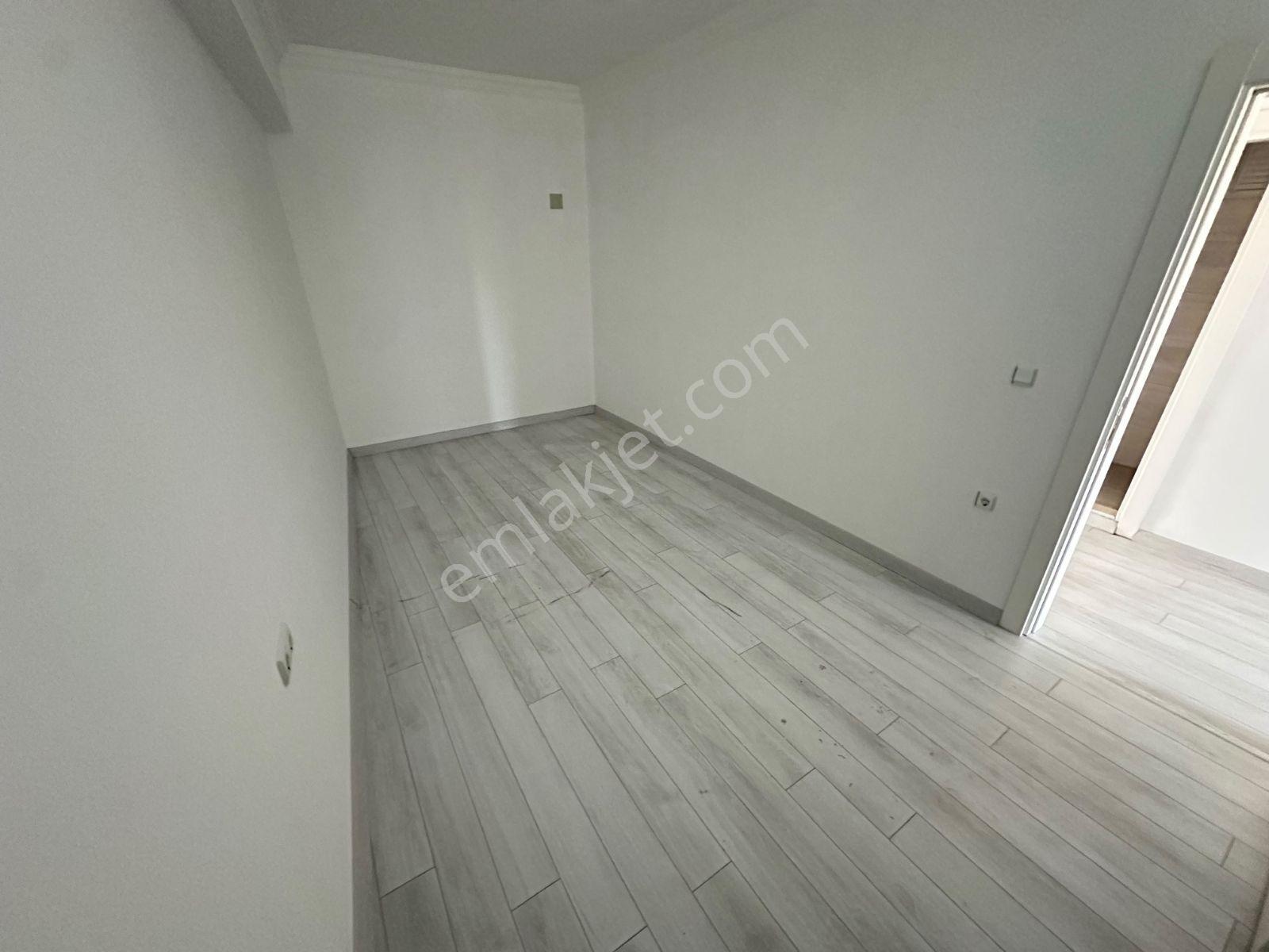 Konut Emlaktan Cadde Üzerinde Satılık 3+1 — fotoğraf 17