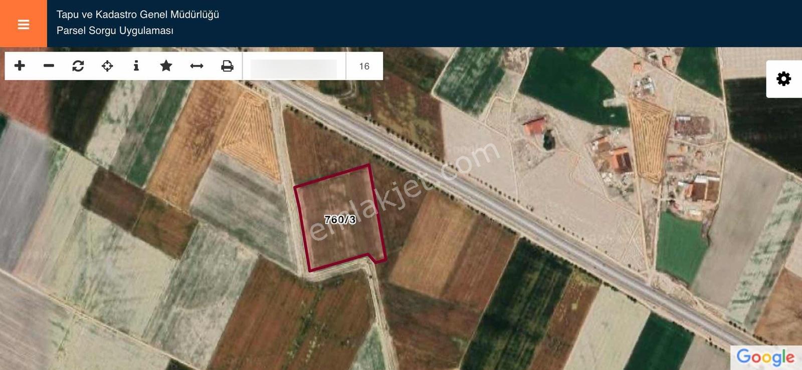 Dev Gayrimenkulden İsmilde Yola Cephe Satılık 10 Dönüm Tarla