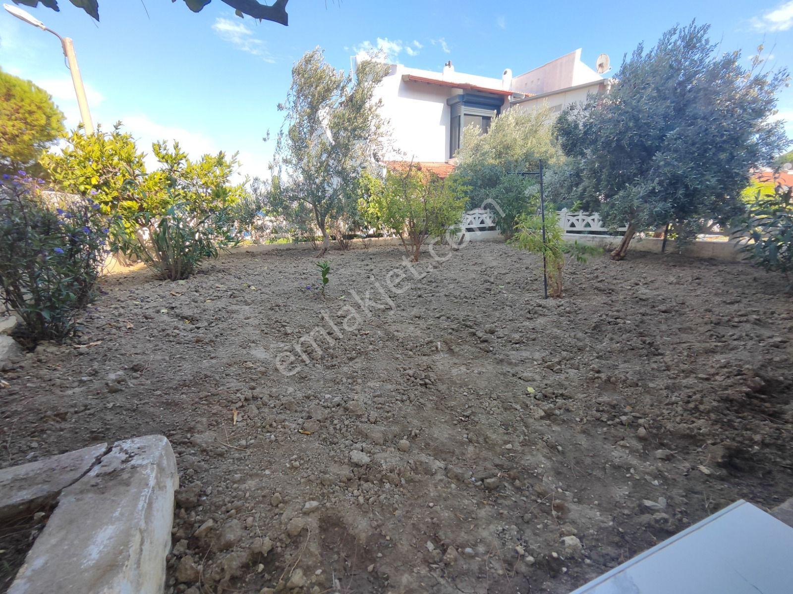 Seferihisar Sığacık’ta Deniz Manzaralı, Eşyalı Dubleks Yazlık Satılık! — fotoğraf 31