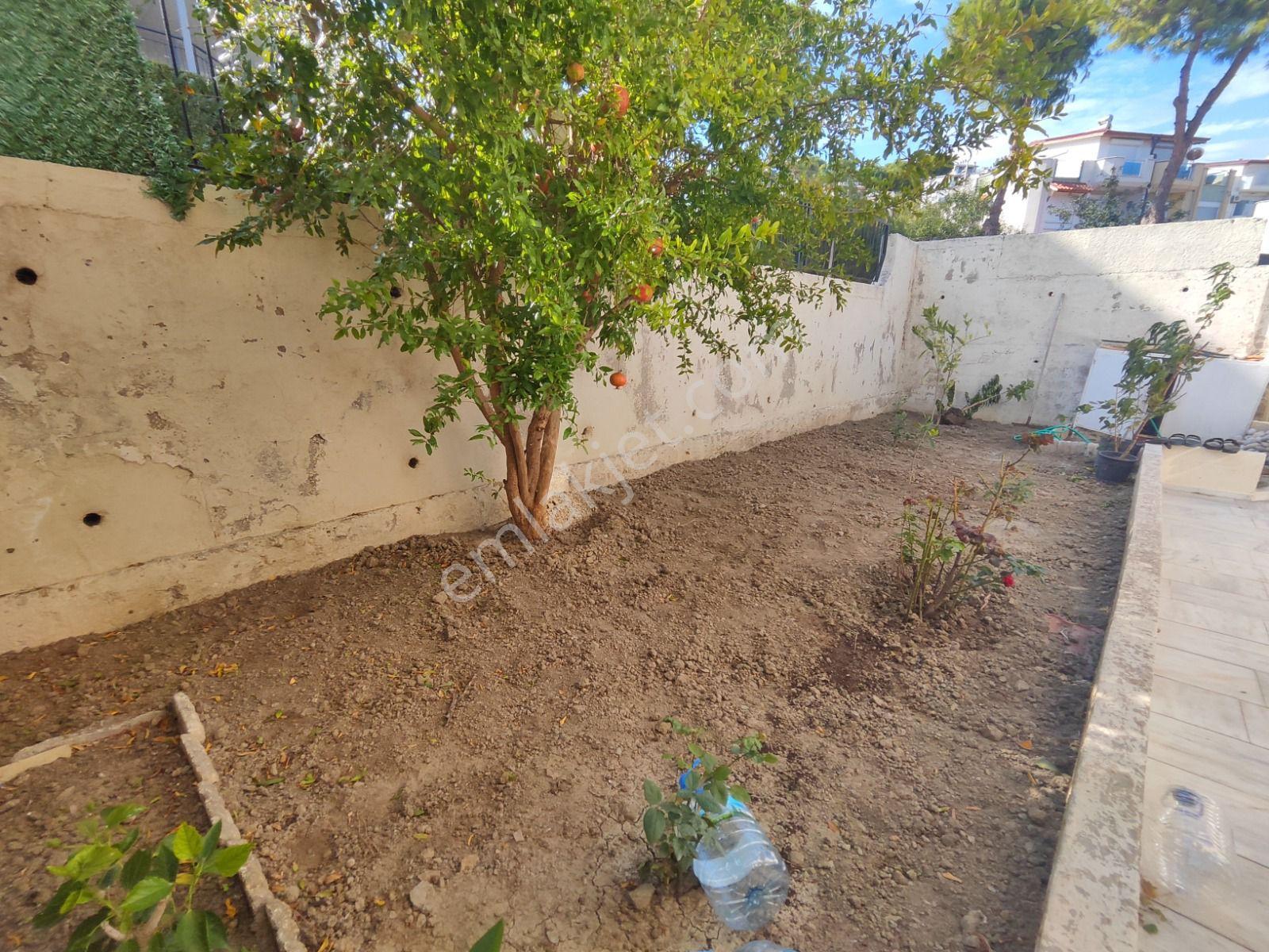 Seferihisar Sığacık’ta Deniz Manzaralı, Eşyalı Dubleks Yazlık Satılık! — fotoğraf 34