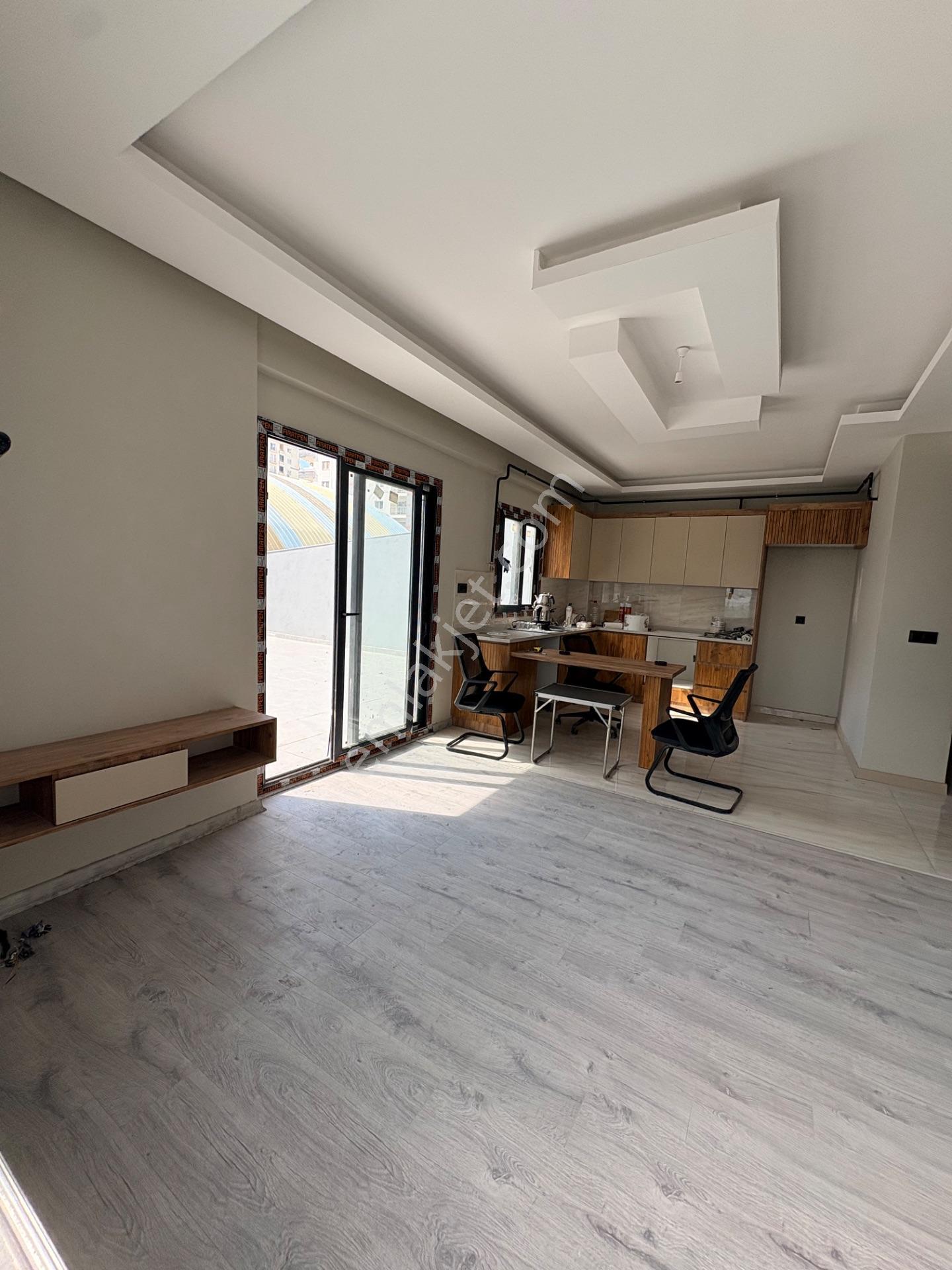 Geniş Teraslı, Deniz Manzaralı Satılık 2+1 | 7.000.000 Tl — fotoğraf 12