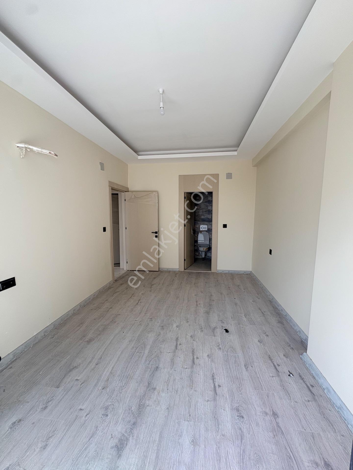 Geniş Teraslı, Deniz Manzaralı Satılık 2+1 | 7.000.000 Tl — fotoğraf 16