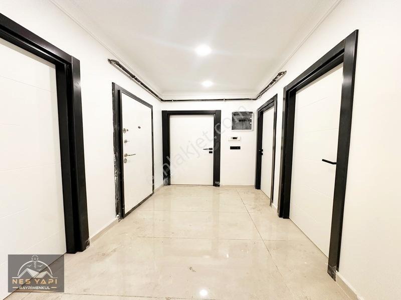 Beylikdüzü'nde İskanlı Sıfır Oturuma Hazır 2+1 Arakat Daire! — fotoğraf 3