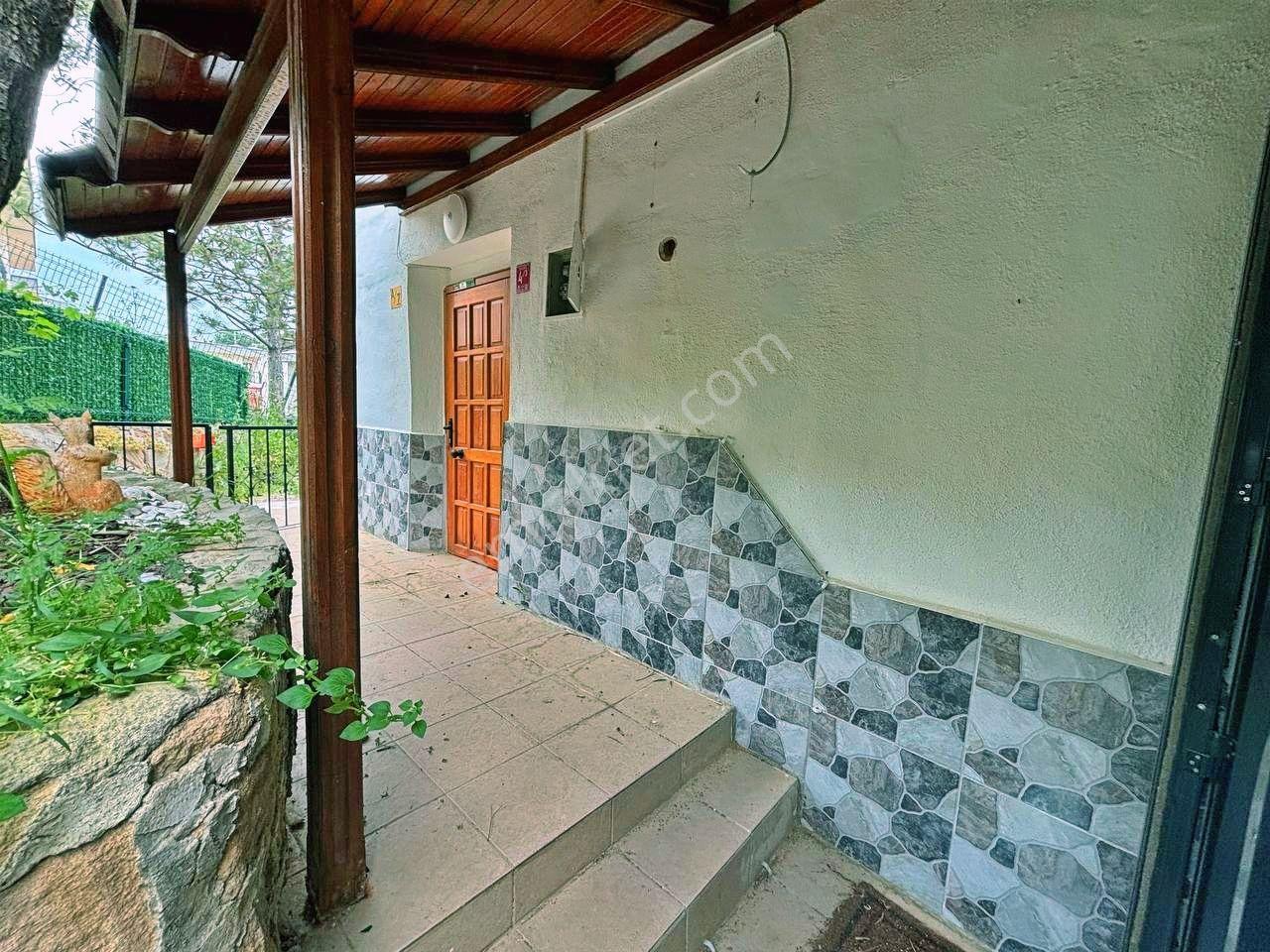 Uytundan Pelitköyde Denize 300 Metre Bahçe Kullanımlı 2+1 Villa — fotoğraf 23