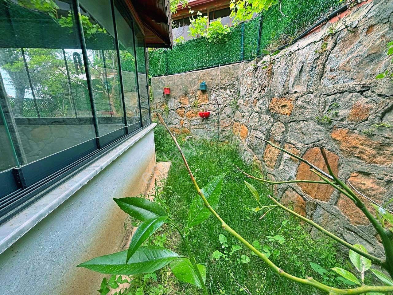 Uytundan Pelitköyde Denize 300 Metre Bahçe Kullanımlı 2+1 Villa — fotoğraf 26
