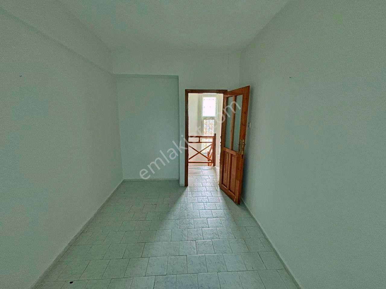 Uytundan Pelitköyde Denize 300 Metre Bahçe Kullanımlı 2+1 Villa — fotoğraf 28