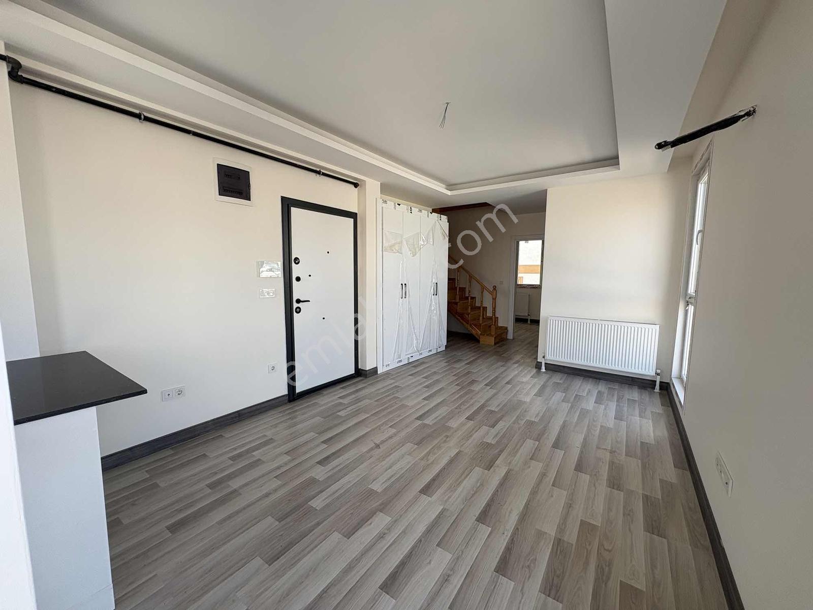 Yeditepe Üniversitesi'ne Yakın Sıfır 100 M2 Net Dubleks — fotoğraf 5