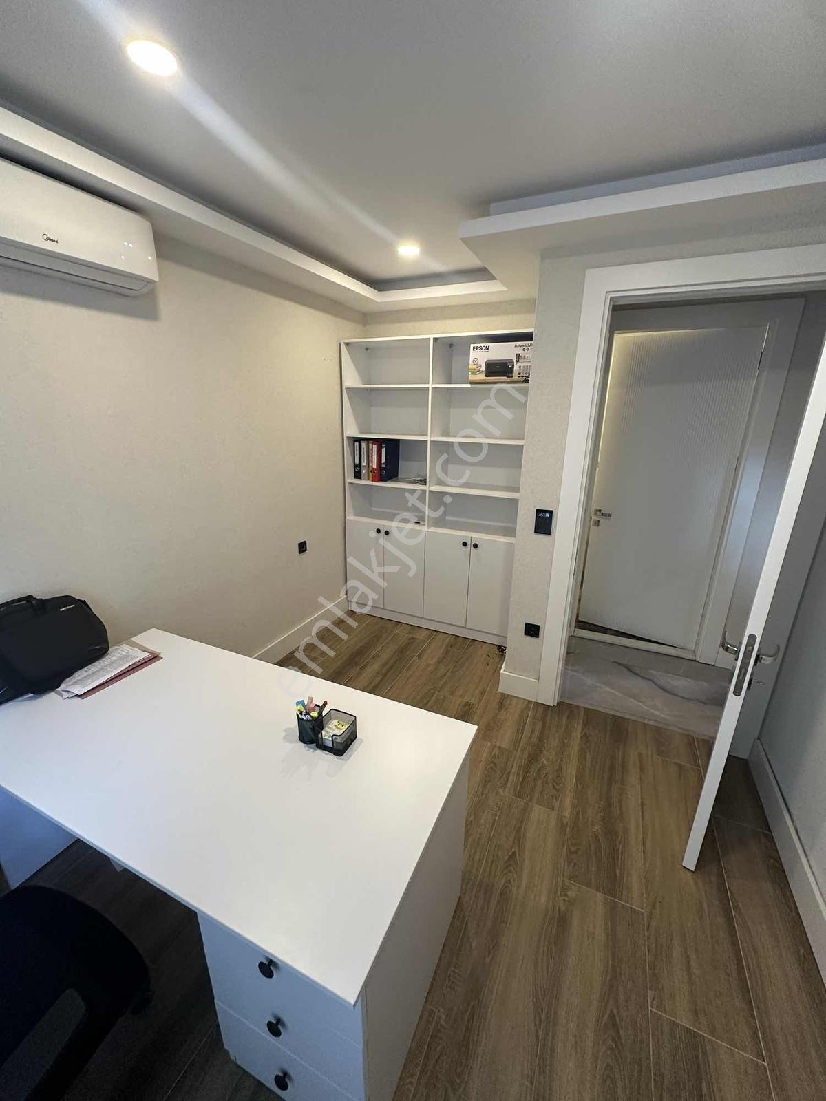 Truvadan Körfez Yat Limanı-marina Sahilde Prestijli Satılık 2+1 — fotoğraf 16