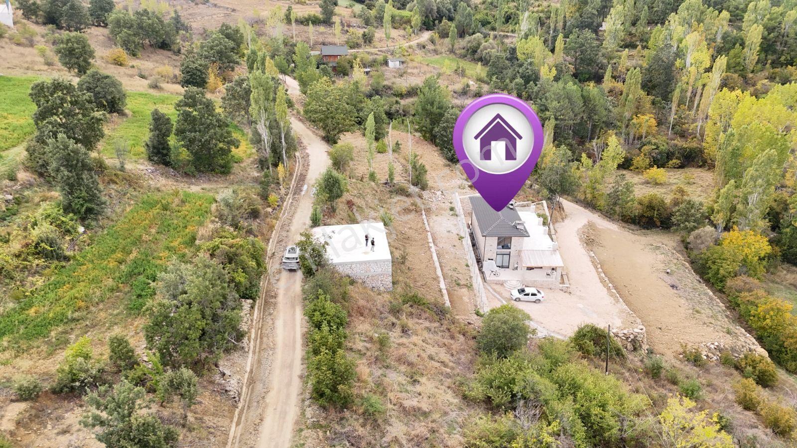 Burdur Ağlasun Yeşilbaşköy'de Full Traverten Taş Mimarili Villa — fotoğraf 10