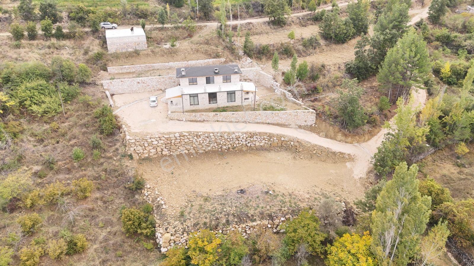 Burdur Ağlasun Yeşilbaşköy'de Full Traverten Taş Mimarili Villa — fotoğraf 24