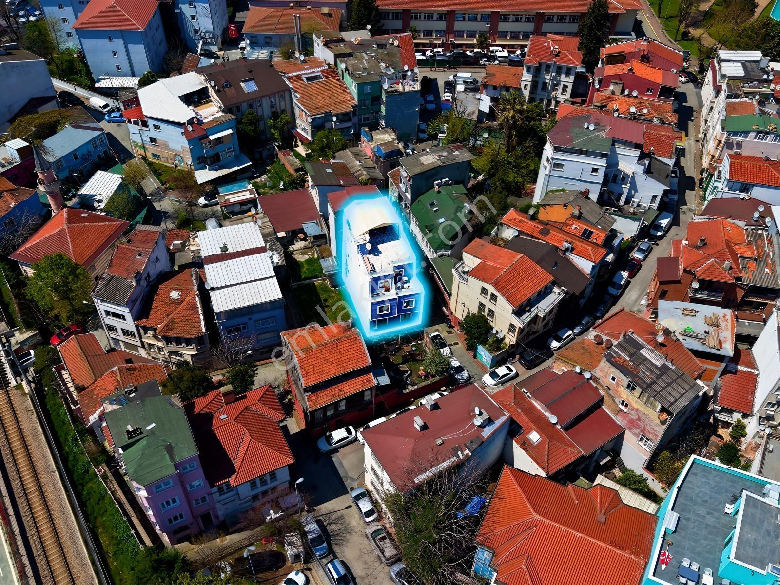 Fatih Şehsuvar Beyde 4 Katlı, 10+2, 400 M² Net Kiracılı Satılık — fotoğraf 3