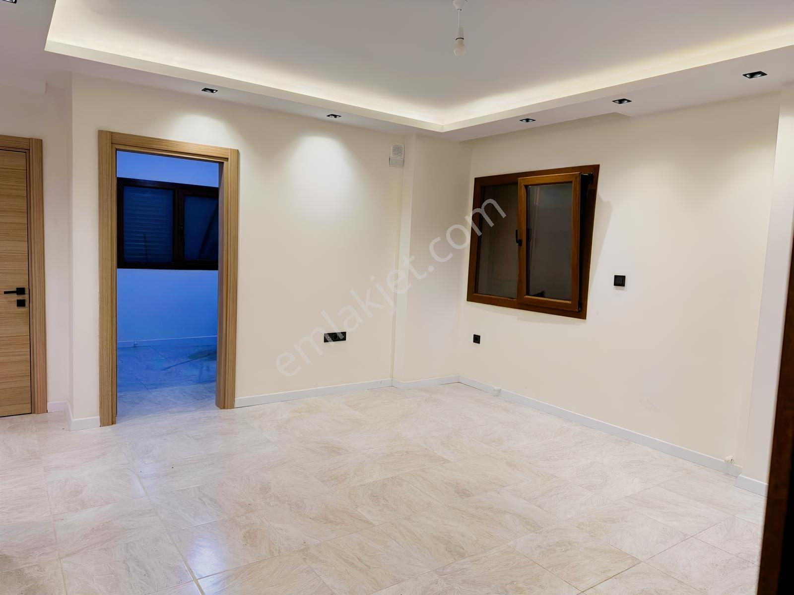 Güzelçamlı Sahiline Sadece 450 Metre Satılık 4 + 1 Vılla — fotoğraf 6