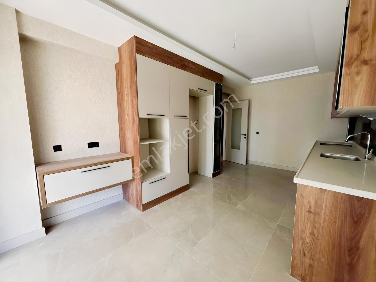 Cumhuriyet Mah (yeni Batı) Hifa Konutları 187 M2 Satılık 4+1 — fotoğraf 14