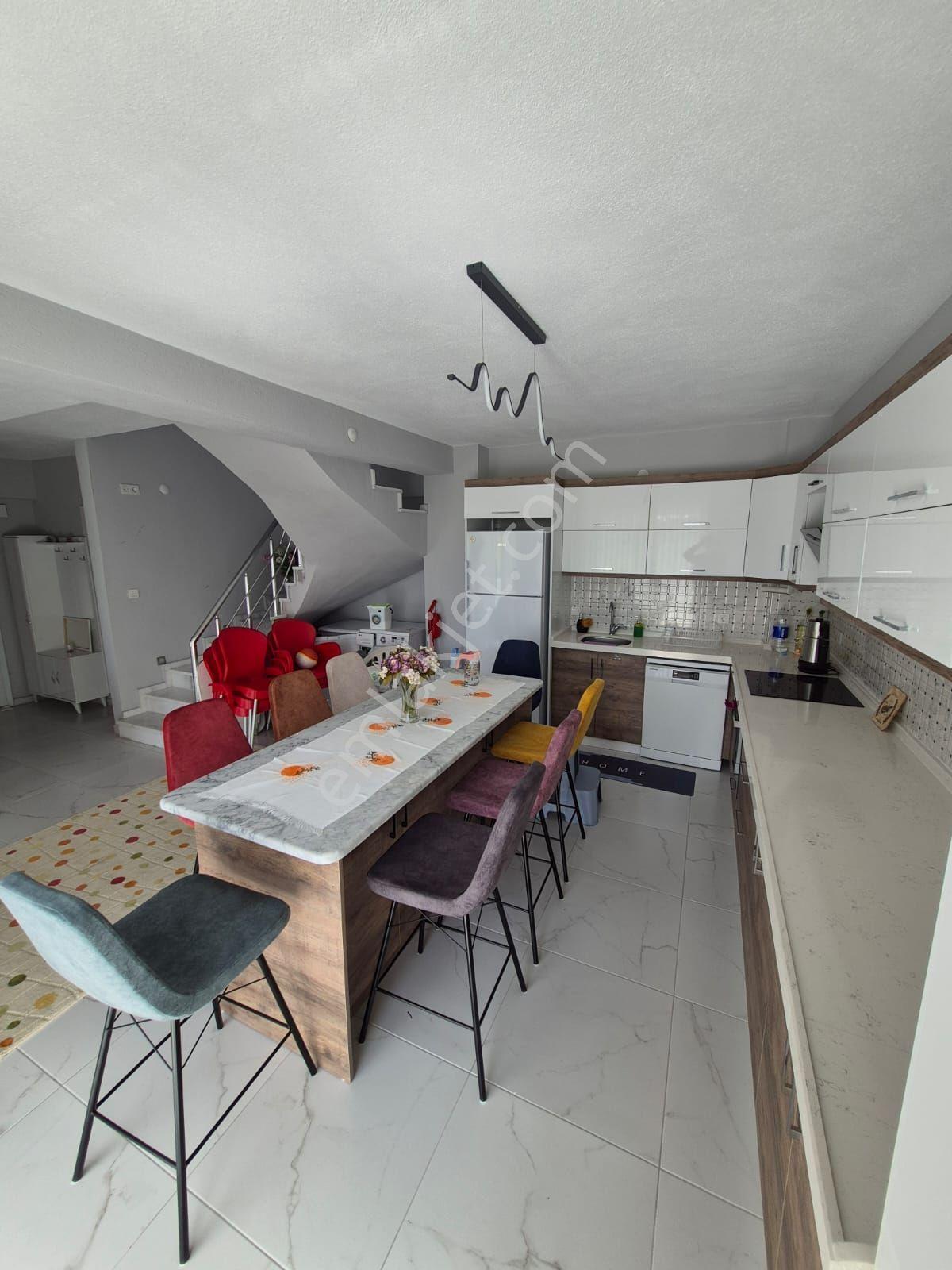 Çanakkale Biga Çeşmealtı Köyü Denizatı Sitesi İçinde Satılık Yazlık Dubleks Villa — fotoğraf 3