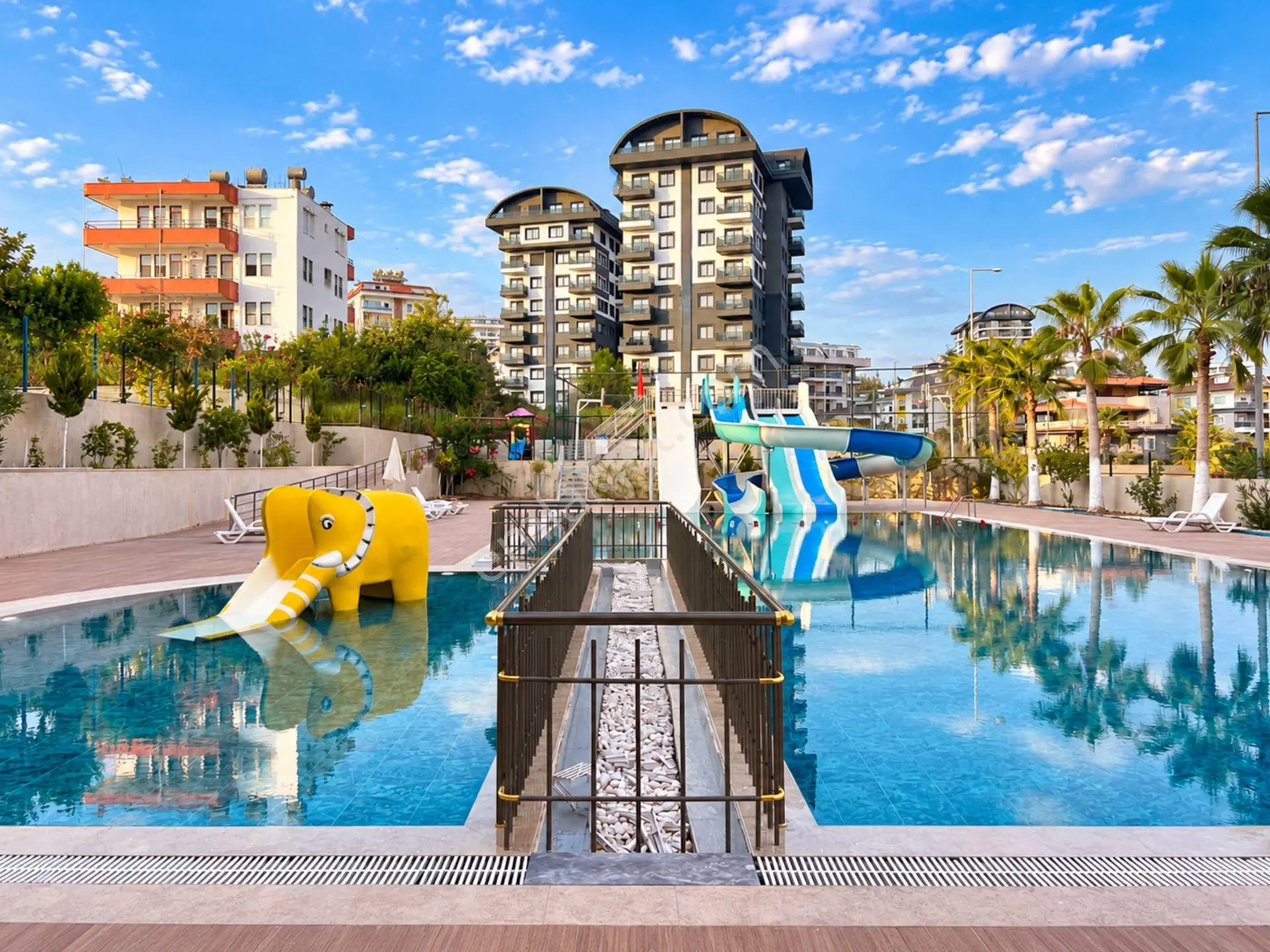 Alanya Avsallar’da Denize Yakın Site İçi Manzaralı 2+1 Dubleks — fotoğraf 4