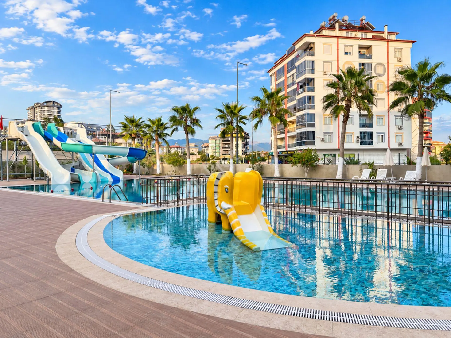 Alanya Avsallar’da Denize Yakın Site İçi Manzaralı 2+1 Dubleks — fotoğraf 5