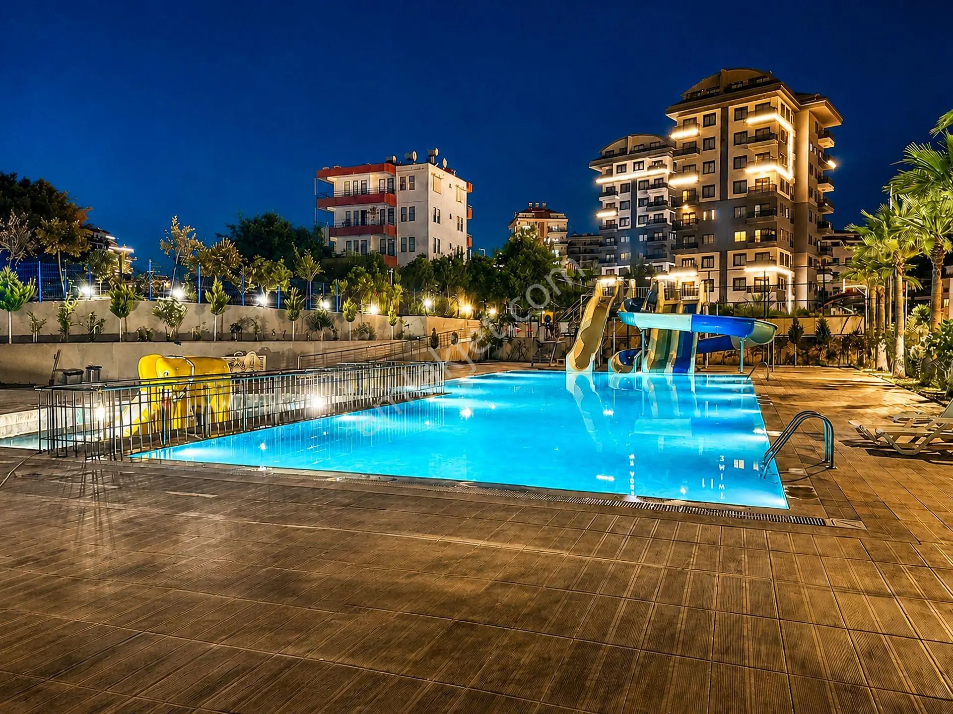 Alanya Avsallar’da Denize Yakın Site İçi Manzaralı 2+1 Dubleks — fotoğraf 6