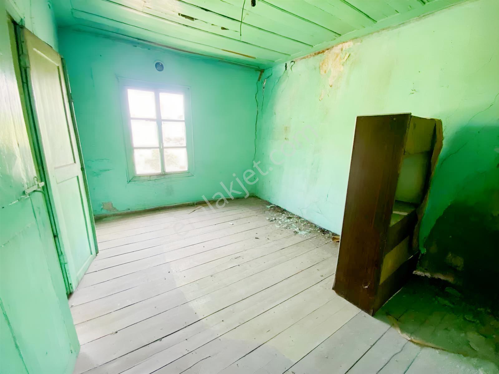 Şadırvan Civari İçinde 2 Adet Evi Bulunan 157 M² Müstakil — fotoğraf 14