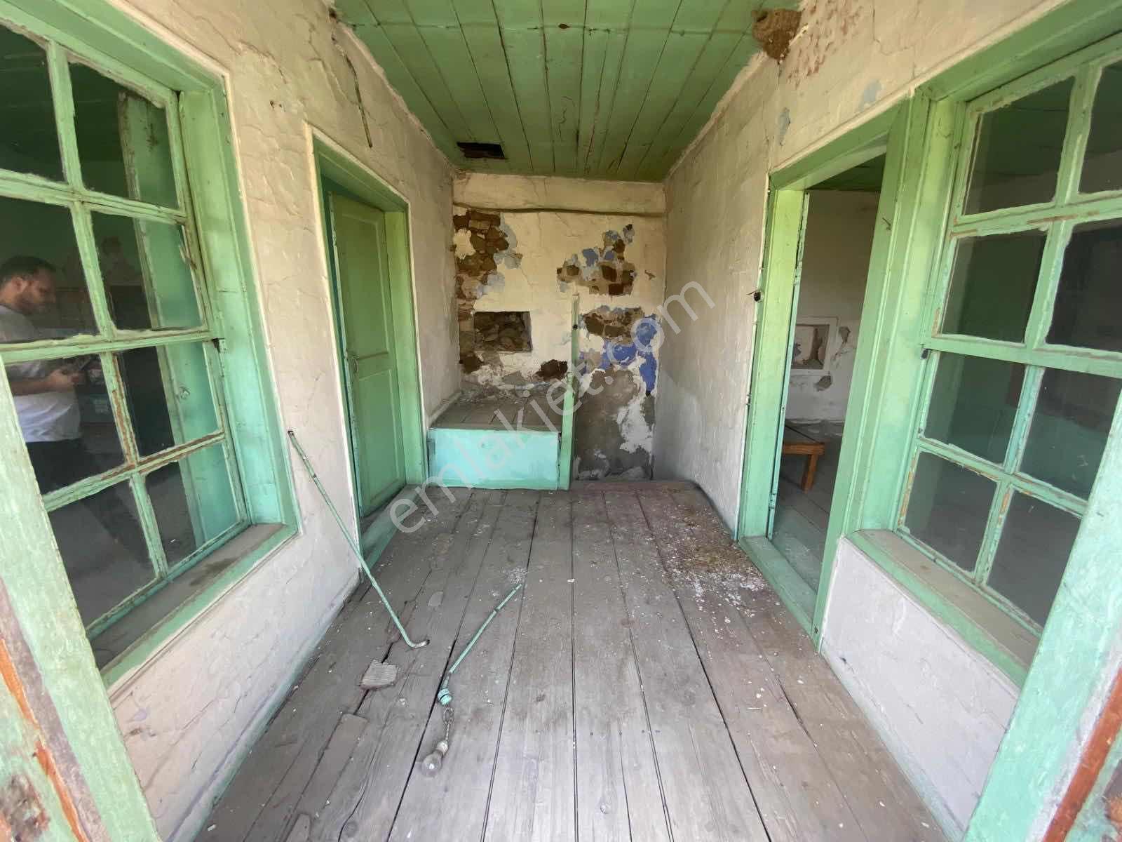 Şadırvan Civari İçinde 2 Adet Evi Bulunan 157 M² Müstakil — fotoğraf 16