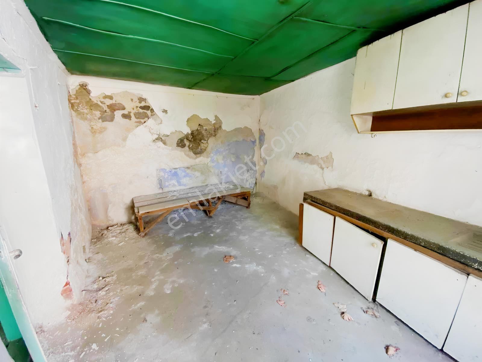 Şadırvan Civari İçinde 2 Adet Evi Bulunan 157 M² Müstakil — fotoğraf 21