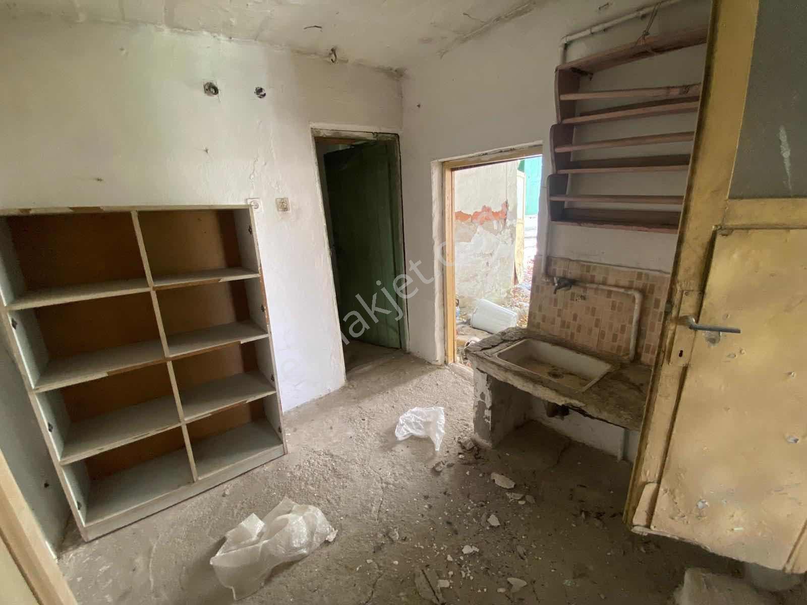 Şadırvan Civari İçinde 2 Adet Evi Bulunan 157 M² Müstakil — fotoğraf 25