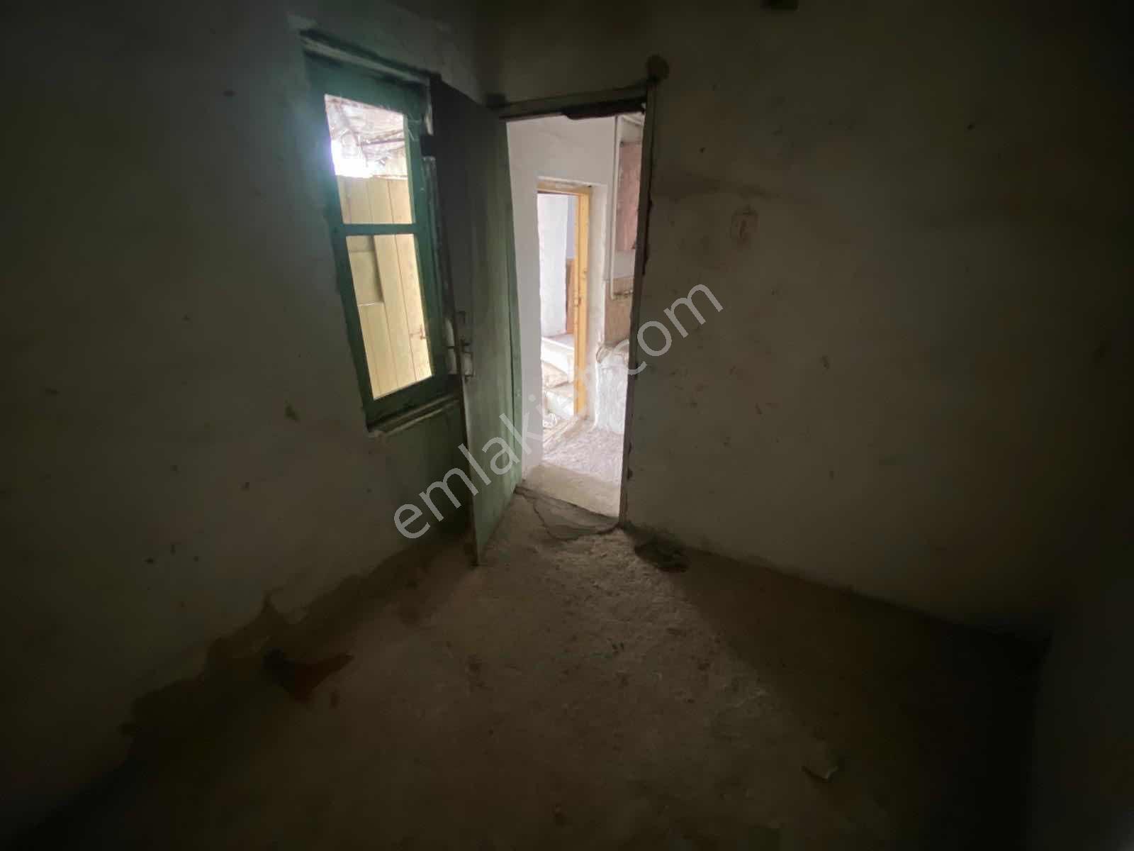 Şadırvan Civari İçinde 2 Adet Evi Bulunan 157 M² Müstakil — fotoğraf 31