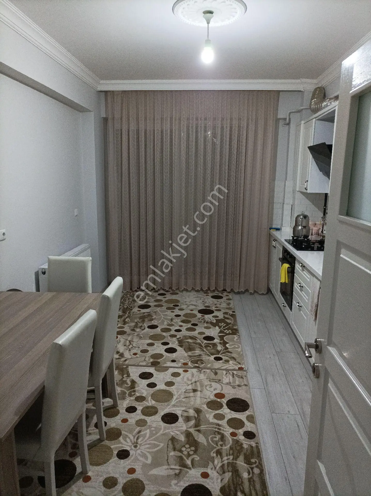 Yardımcı Emlaktan Şeyhcui Sgk Üzerinde Geniş M2'li Satılık — fotoğraf 9