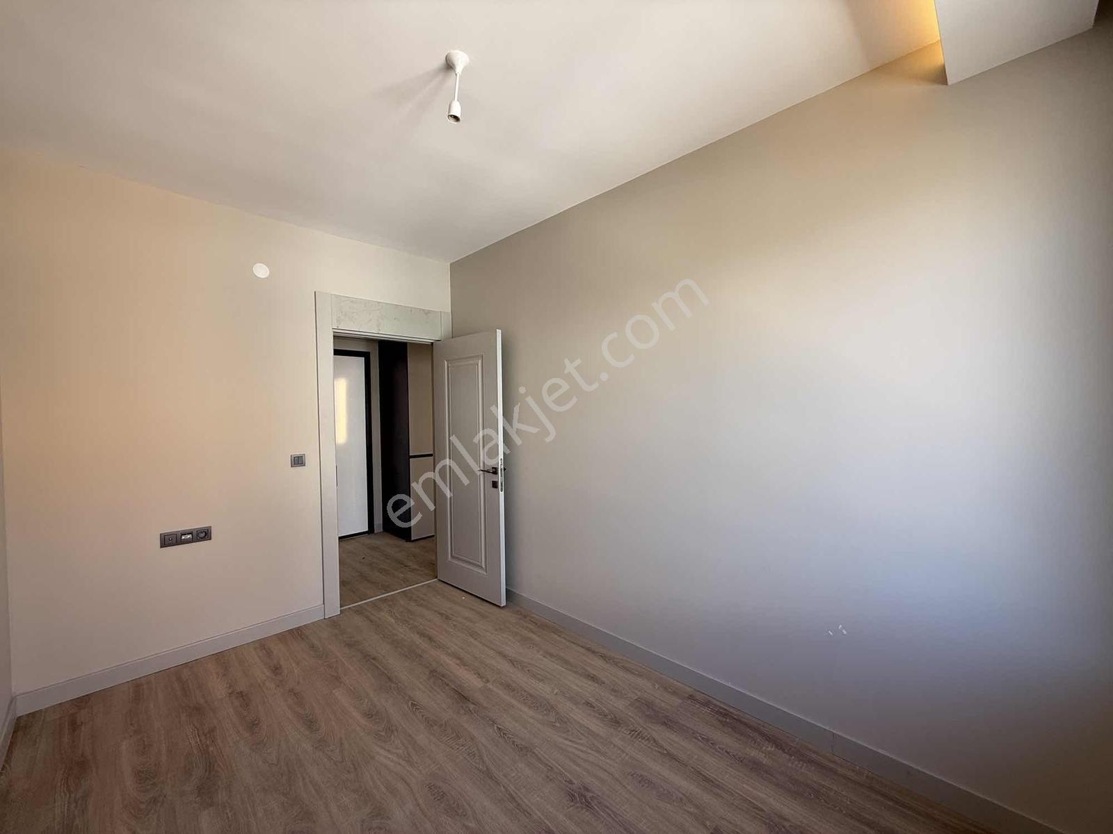 "alaçatı" İncekte Arakat Güney Cephe Lüks&şık Tasarım 2+1 Daire — fotoğraf 16