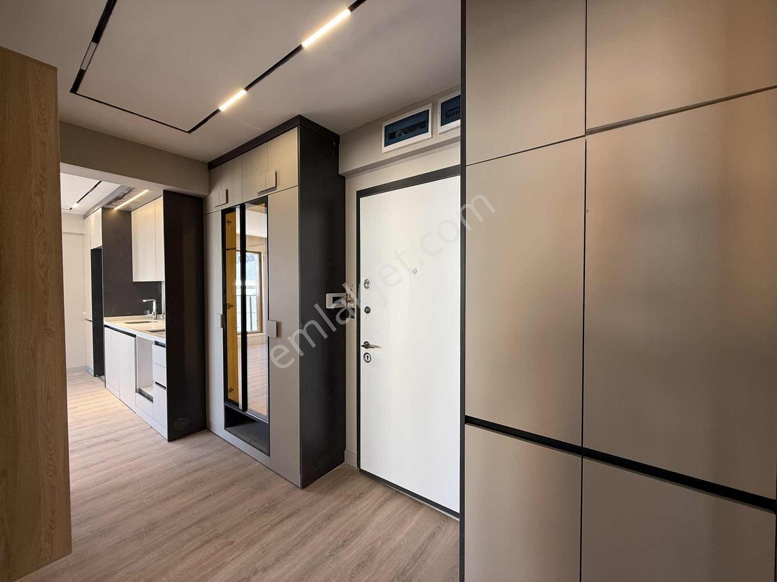 "alaçatı" İncekte Arakat Güney Cephe Lüks&şık Tasarım 2+1 Daire — fotoğraf 21
